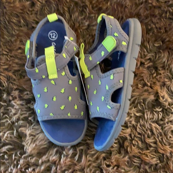 Cat and jack velcro Sandals - Picture 3 of 4